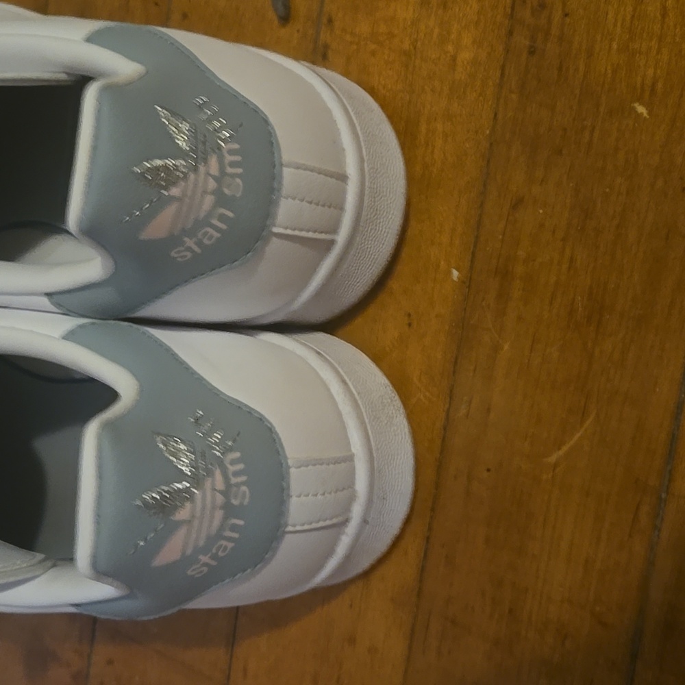 Adidas Stan Smith Classic Sneakers, Sz 10 - Picture 3 of 4
